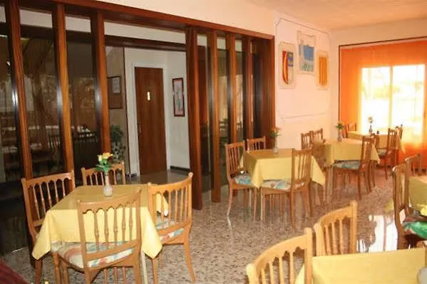 Hostal Torre Mar Salou Guest house