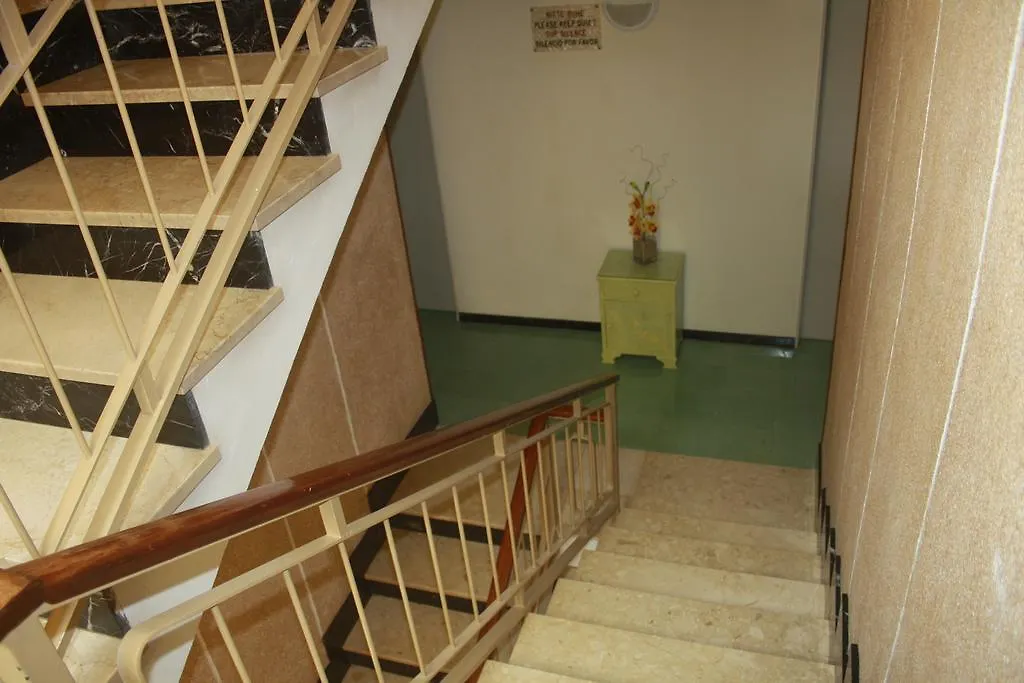 Hostal Torre Mar Salou 3*,